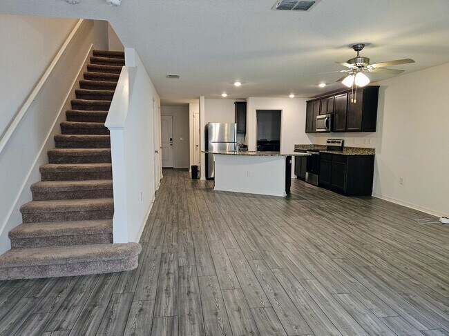 Foto del edificio - 5316 Companion Ln