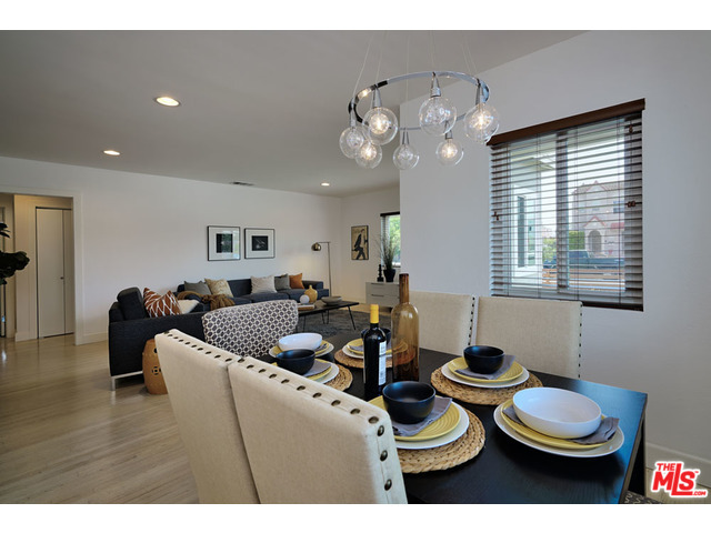 Building Photo - 2035 S Curson Ave