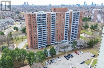 Building Photo - 1250 Bridletowne Cir