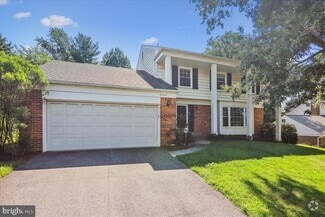 Building Photo - 8709 Sleepy Hollow Ln