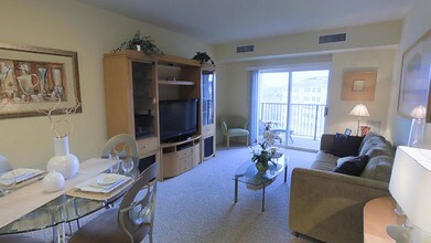 AMLI at Seven Bridges Rentals - Woodridge, IL | Apartments.com