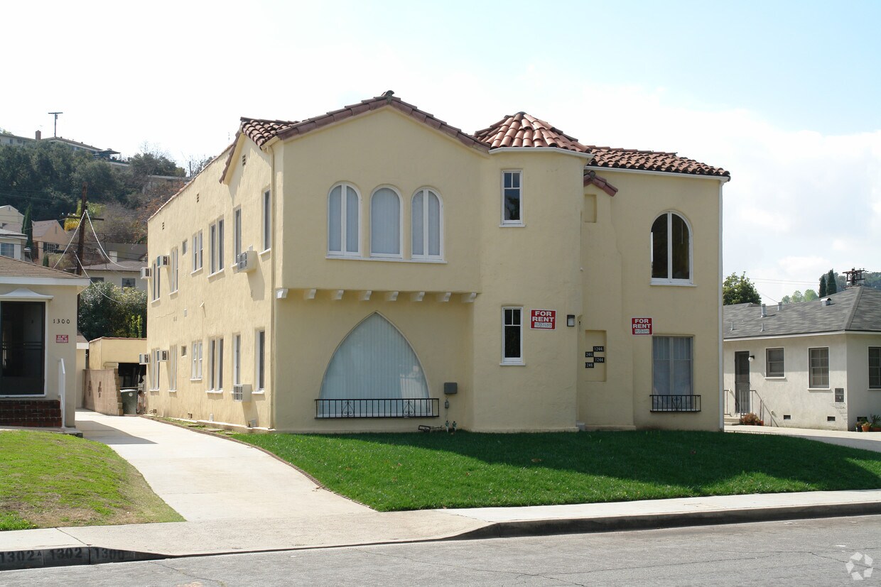 1244 E Acacia Ave, Glendale, CA 91205 Apartments in Glendale, CA