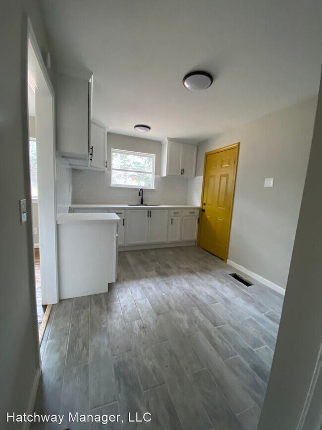 Building Photo - 4 br, 2 bath House - 554 Launcelot