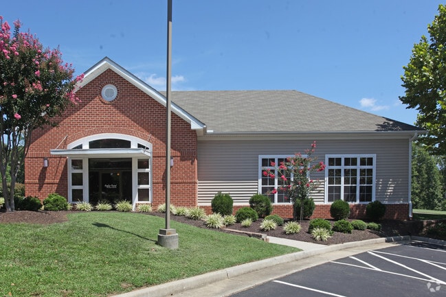 24hr Fitness Center - Poplar Forest