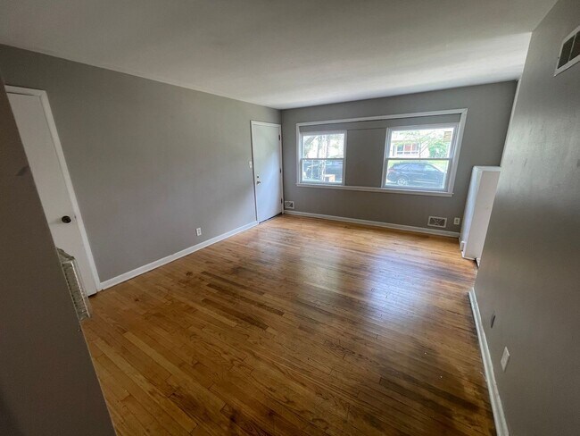Foto del edificio - 4139 N 91st St