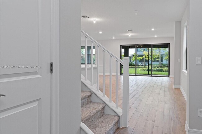 Foto del edificio - 4443 Providence Wy