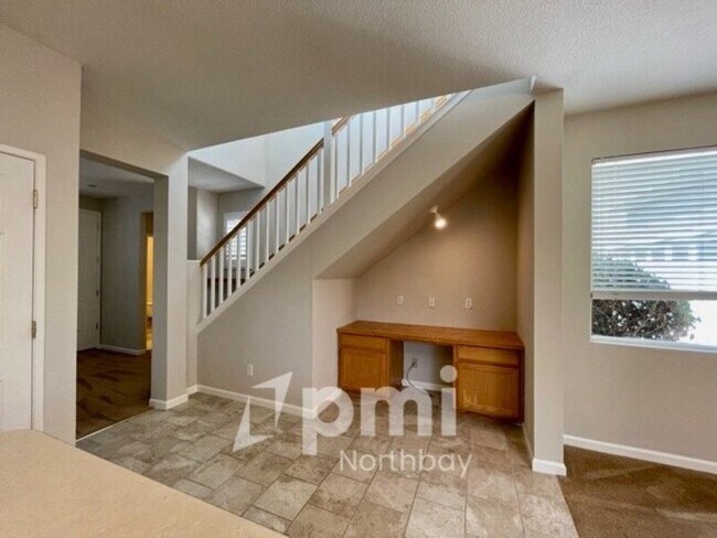 Building Photo - 1892 Bramblewood Dr
