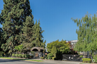 Building Photo - 1311 12th Ave S