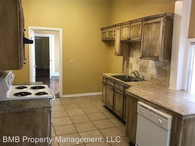 Building Photo - 3 br, 1 bath House - 1225 Grove Street