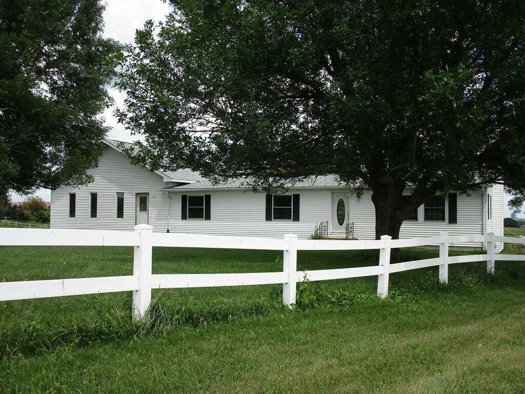 Primary Photo - 5533 S Hudson Rd