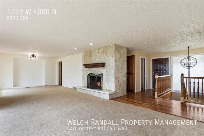 Building Photo - 1259 4000 N St