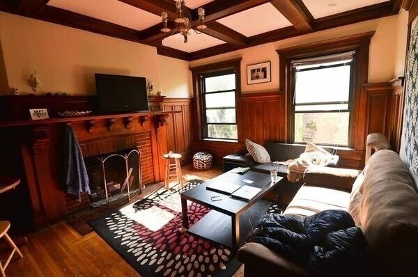 Foto del edificio - 208 Fuller St