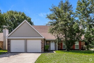 Building Photo - 2533 Bentley Dr