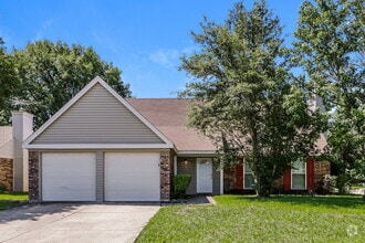 Building Photo - 2533 Bentley Dr
