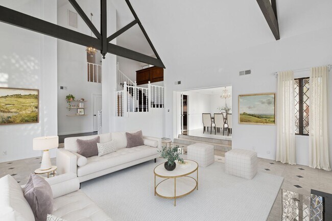 Building Photo - Dover Shores Five-Bedroom Pool Home for Lease