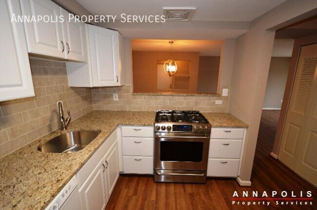 Foto del edificio - 2572 riva rd #16b