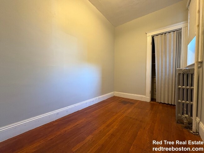 Photo - 321 S Huntington Ave Apartment