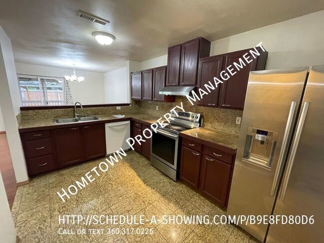 Building Photo - 4820 41st Ln SE