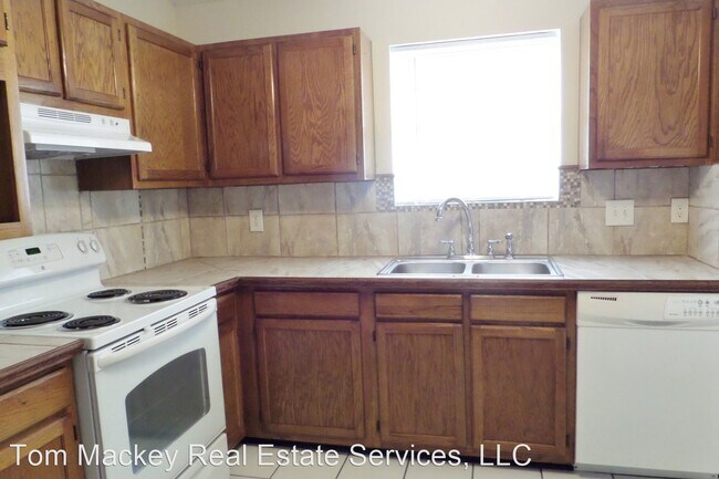 Building Photo - 3 br, 2 bath House - 17819 SUGAR MILL AVE.