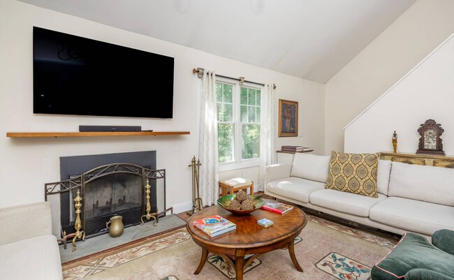 Foto del edificio - 49 Wooded Oak Ln