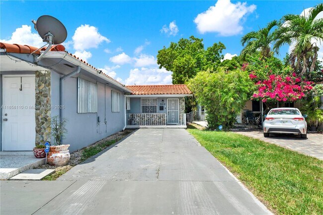 Building Photo - 3510 SW 90th Ave