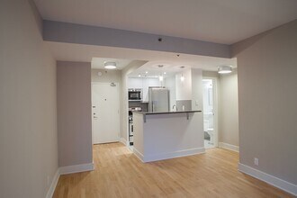 Building Photo - 3455 Rue Aylmer