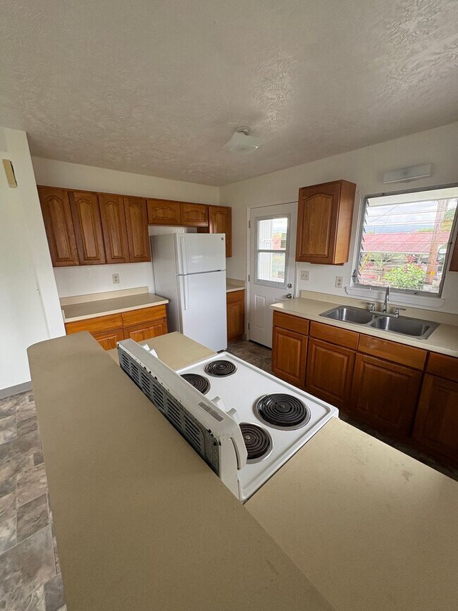 Foto del edificio - Beautifully Renovated 2Brdm 1 Bath in Hilo