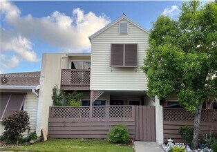 Building Photo - 4952 N Hemingway Cir