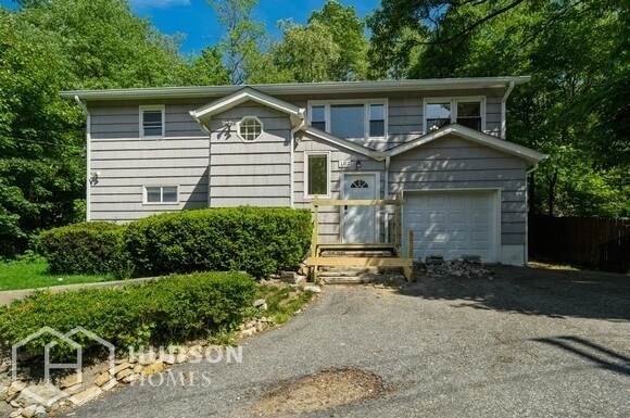 Primary Photo - NOW AVAILABLE! - 102 N BARRY DRIVE, HIGHLA...