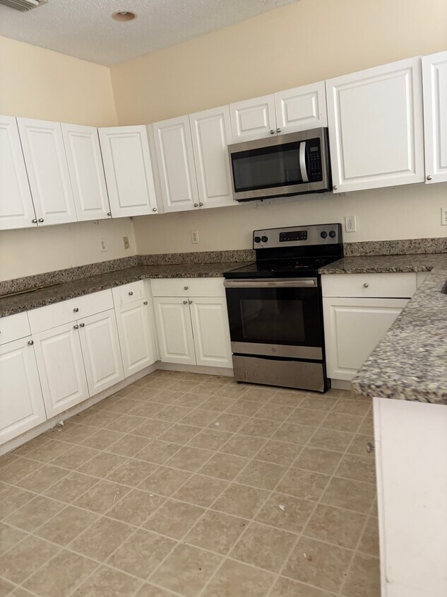 Foto del edificio - 1138 Jericho Ave NW