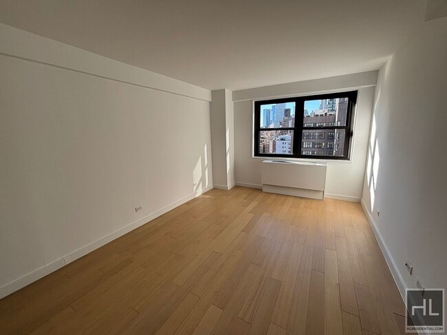 Building Photo - East 39th Street