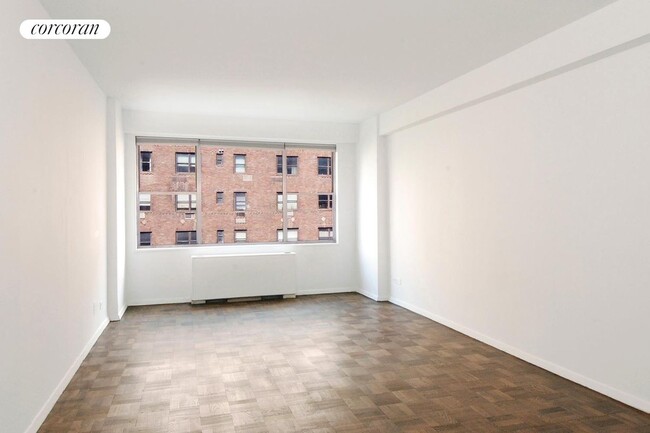 Foto del edificio - 230 E 79th St