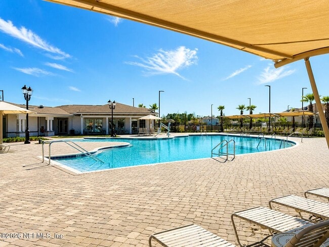 Building Photo - 350 Ardila Cir