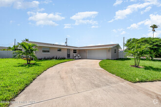 Building Photo - 100 Belaire Dr