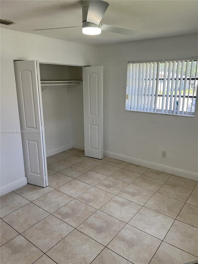 Foto del edificio - 25421 SW 107th Ct