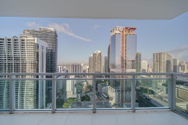 Building Photo - 951 Brickell Ave