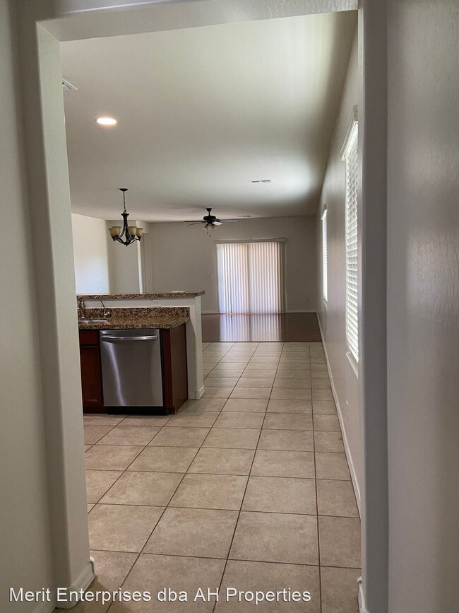 Building Photo - 4 br, 2 bath House - 42589 W SUSSEX RD