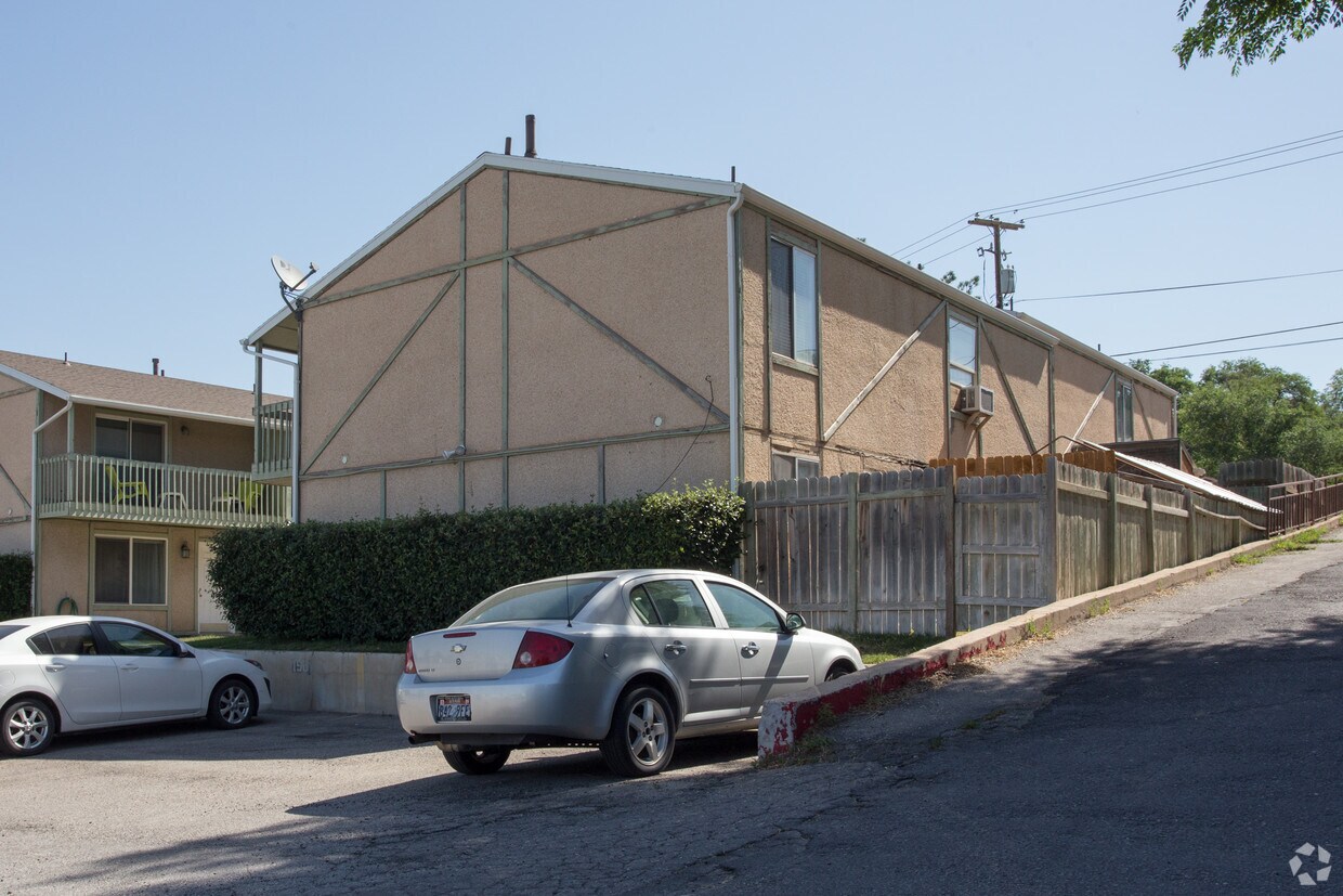 Foto del edificio - 150 S Highway 89