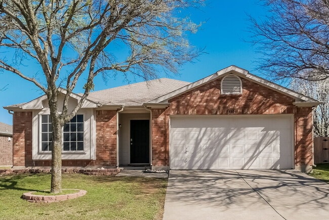 Building Photo - 4004 Sonoma Dr