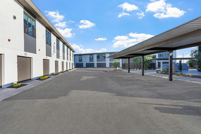Building Photo - Sonoran Row Townhomes