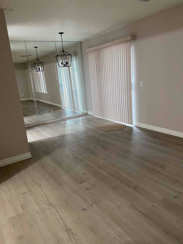 Foto del edificio - 2151 Aspenwood Ct