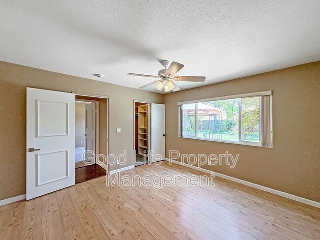 Building Photo - 1429 Esperanza Way