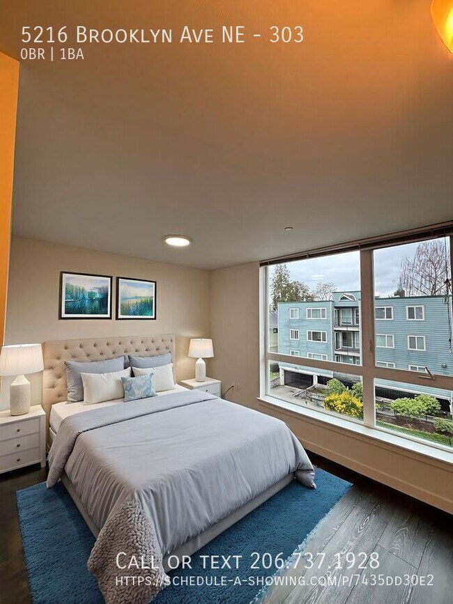 Building Photo - 5216 Brooklyn Ave NE