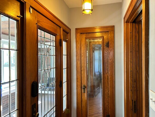 Foto del edificio - 15122 S Illinois St
