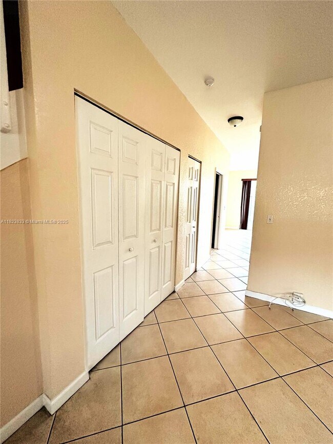 Foto del edificio - 12010 SW 268th St