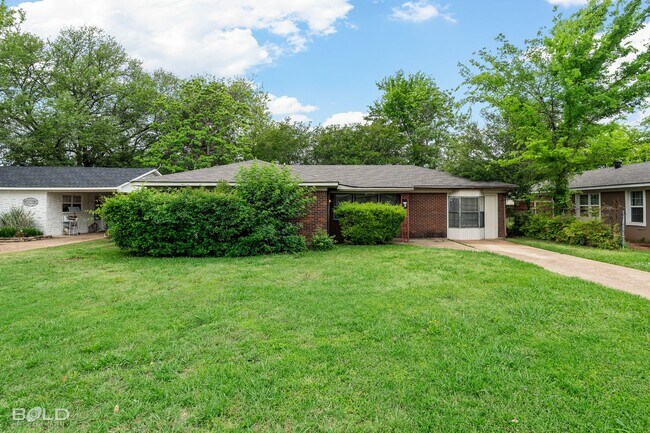 Foto del edificio - Check Out this 3 bed 2 bath in Bossier!!