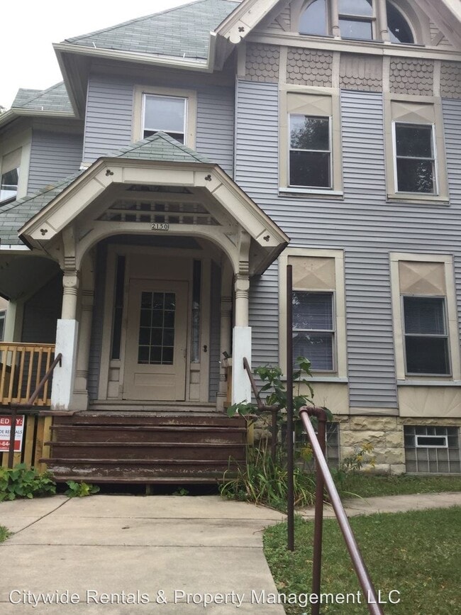 Foto del edificio - 2150 N Booth St