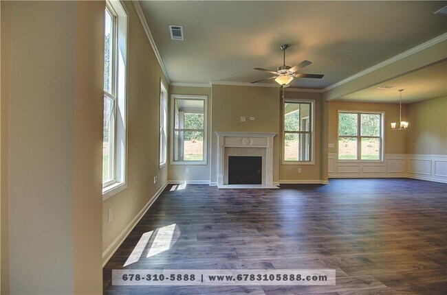 Building Photo - 7741 Silk Tree Pointe