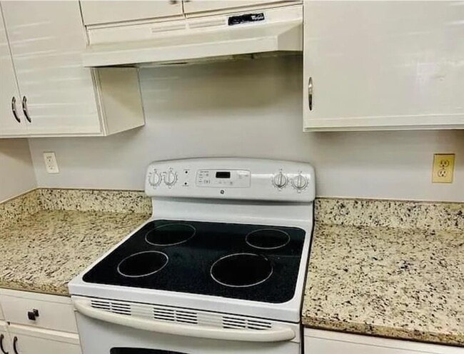 Foto del edificio - 9733 Westview Dr
