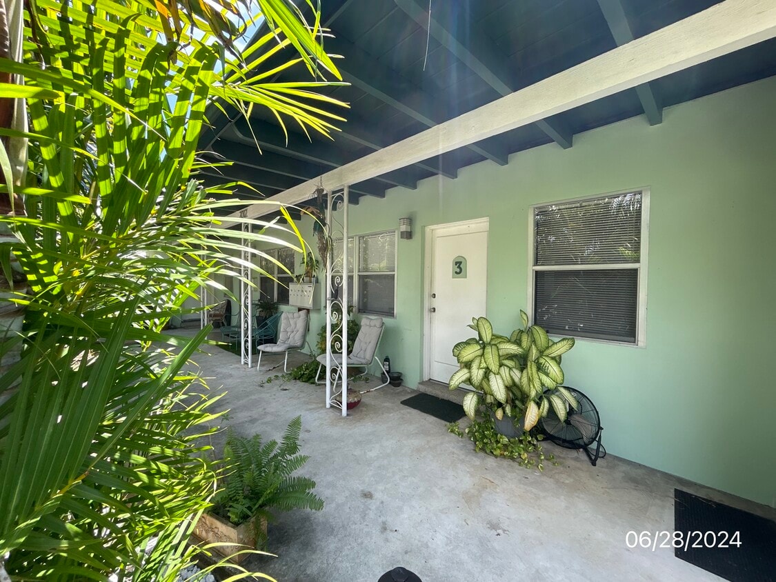 2012 NE 3rd Ter Unit 3, Wilton Manors, FL 33305 Condo for Rent in